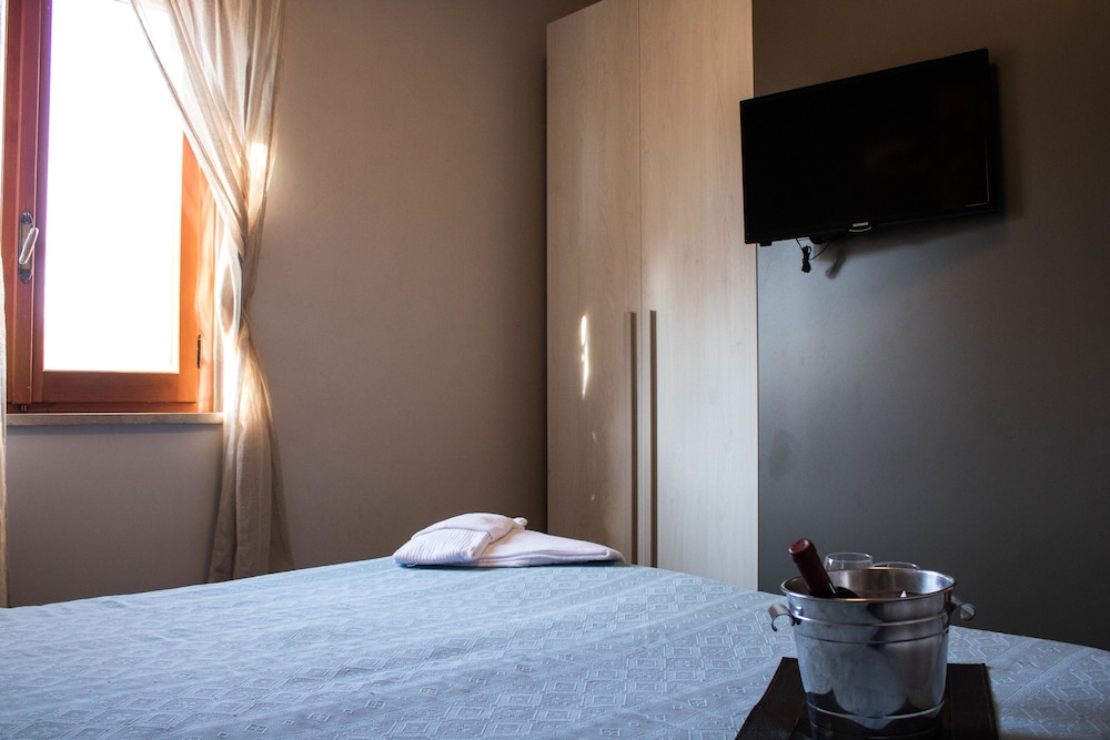 Standard Double Or Twin Room photo 2