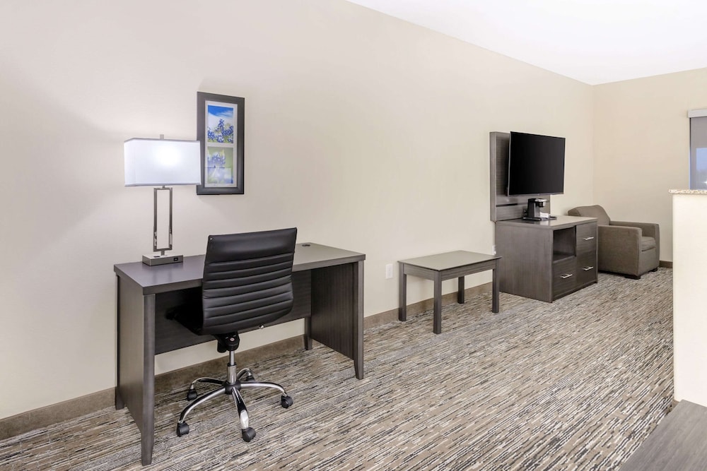 Suite, Non Smoking - Photo 5