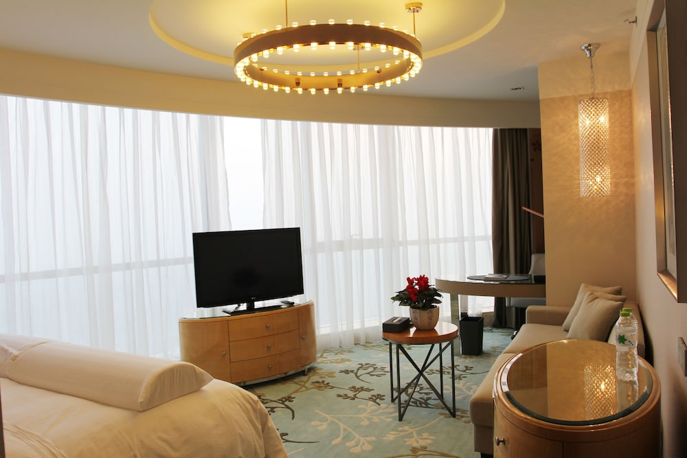 Deluxe Room, 1 King Bed, Executive Level