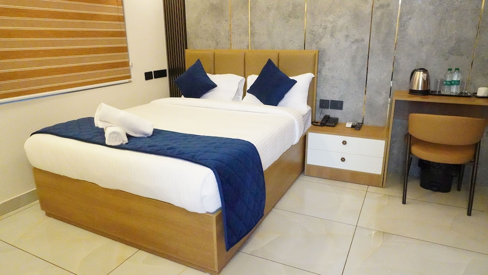 Deluxe Double Room, Balcony photo 2