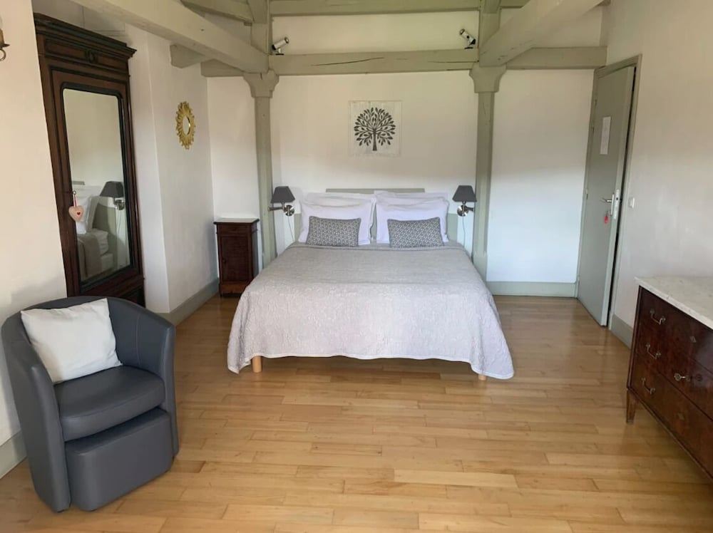 Standard Room, Garden View