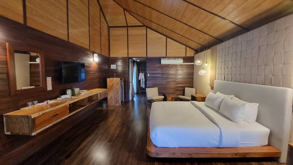 Maldives Executive See View - Photo 7