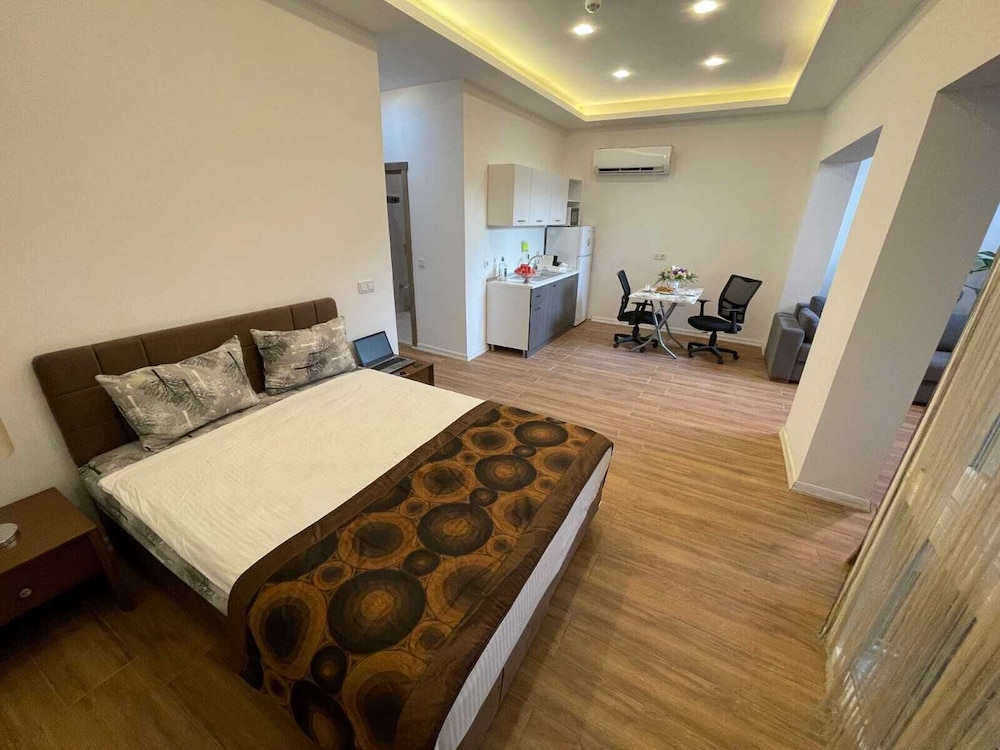 Economy Double Room photo 1