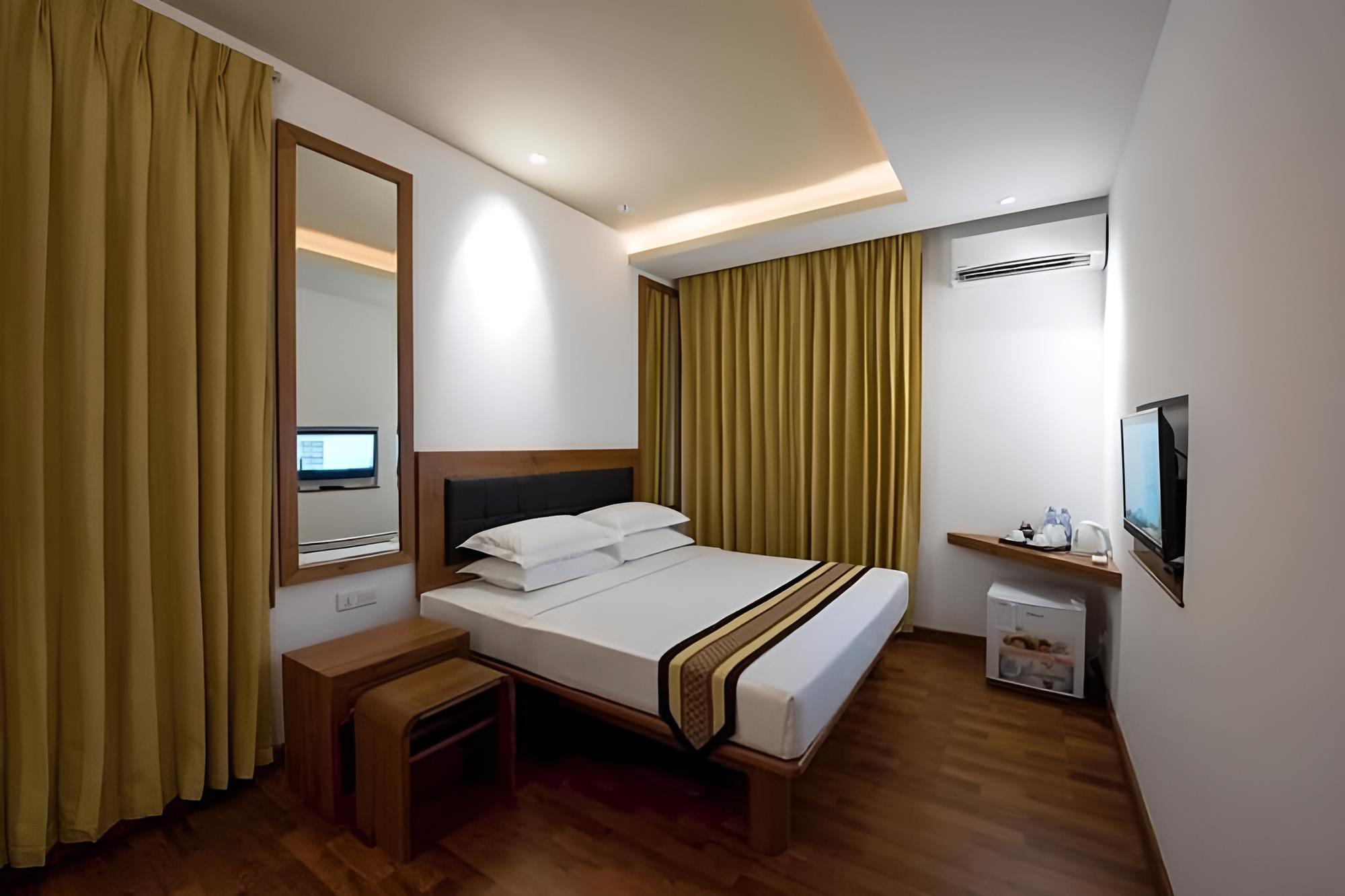 Deluxe Double or Twin Room