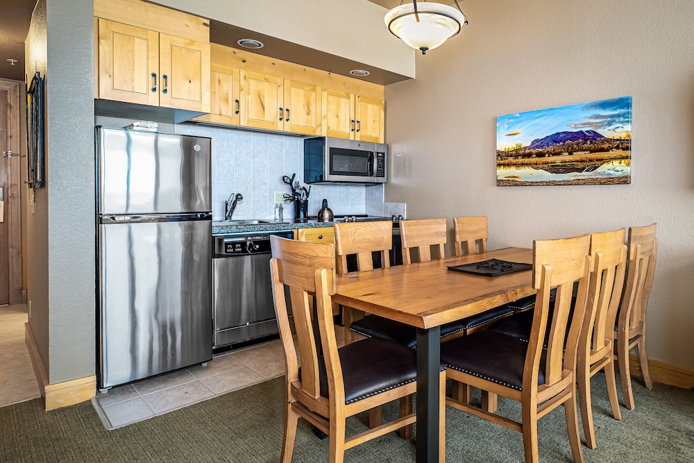 Condo, 1 Bedroom (2 queen beds, 2 bath) - Photo 5