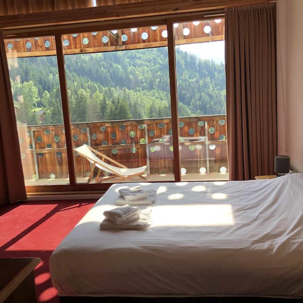 Room - Photo 5