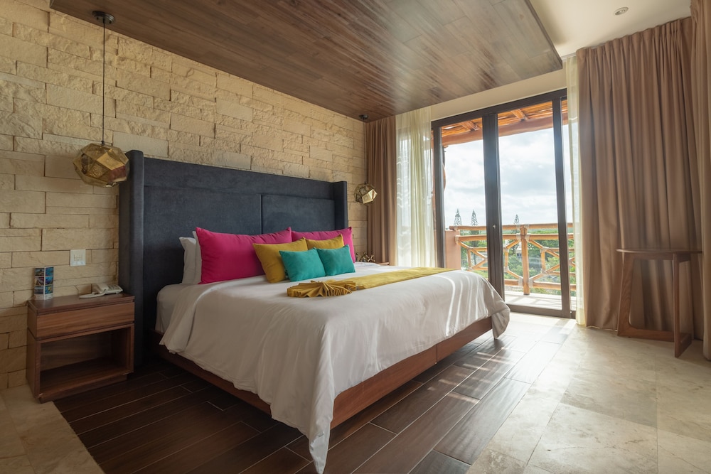 In Love Suite 1 King Bed With Terrace And Jacuzzi