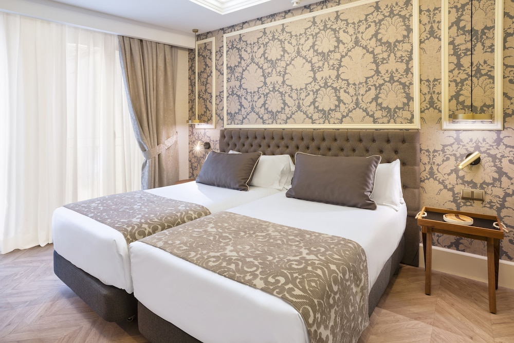 Double Room - Photo 4