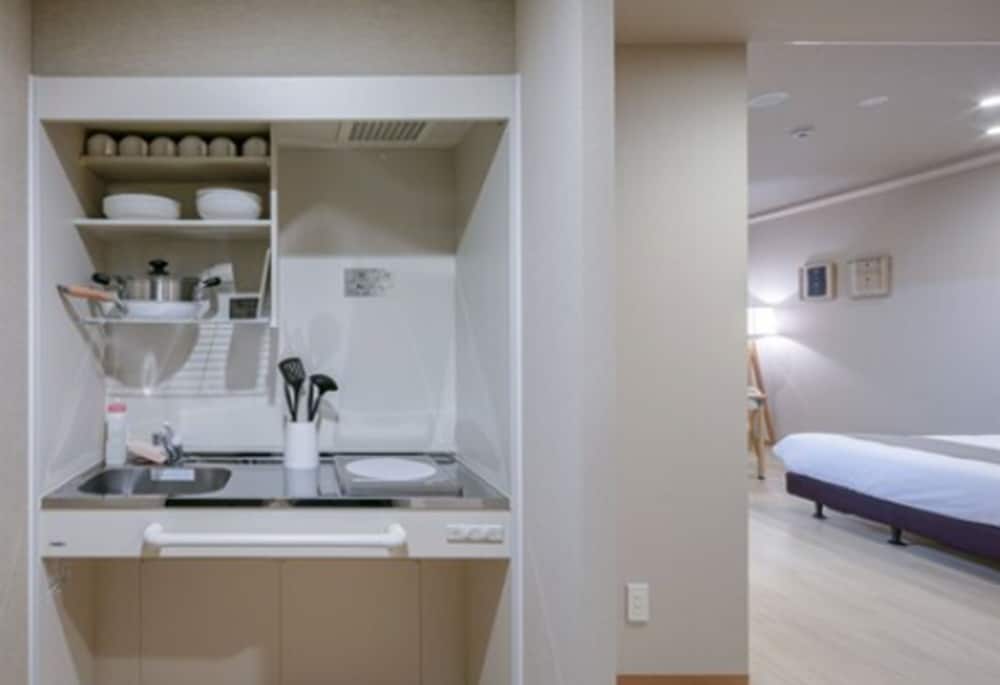 Standard Suite, 1 Bedroom, Non Smoking, Hot Tub - Photo 4