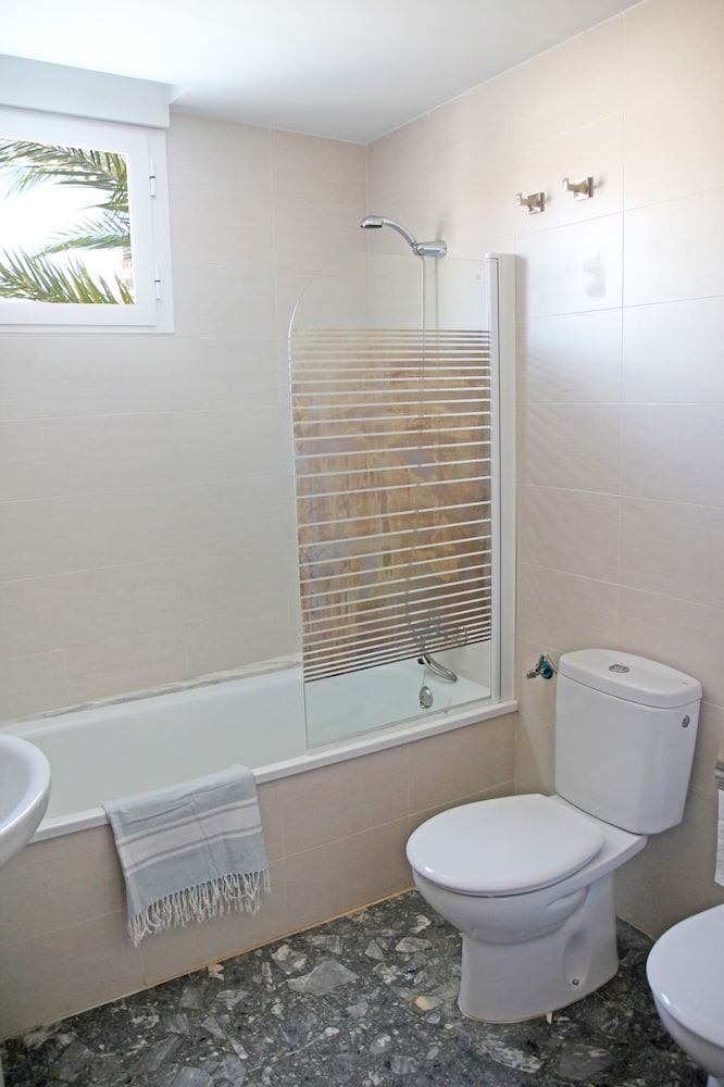 Basic Apartment, 1 Bedroom, Terrace