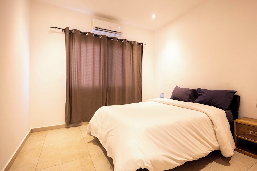 Luxury Villa photo 1