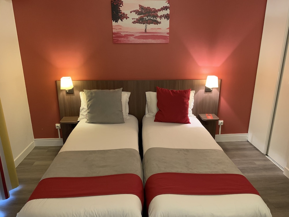 Comfort Studio, 2 Twin Beds, Kitchenette