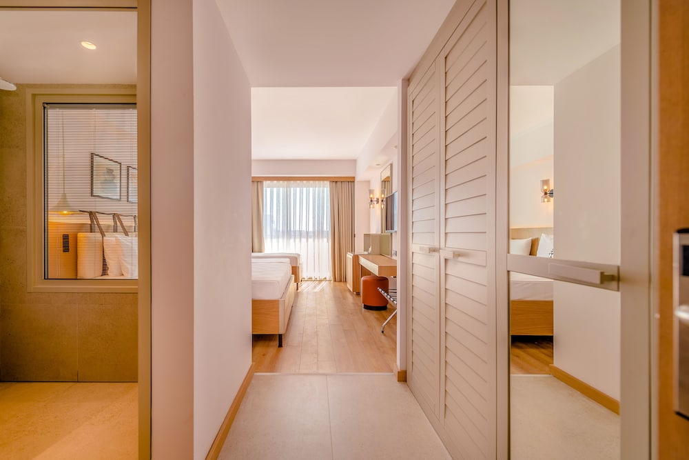 Elite Standard Room +13