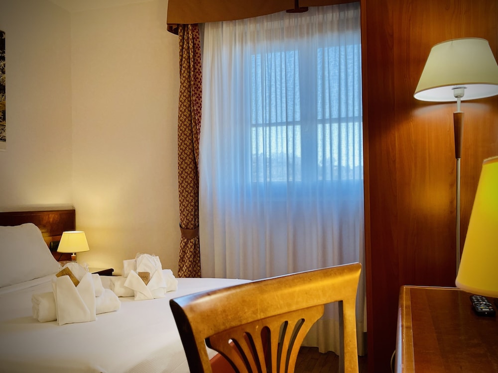 Family Quadruple Room, Tower - Photo 2