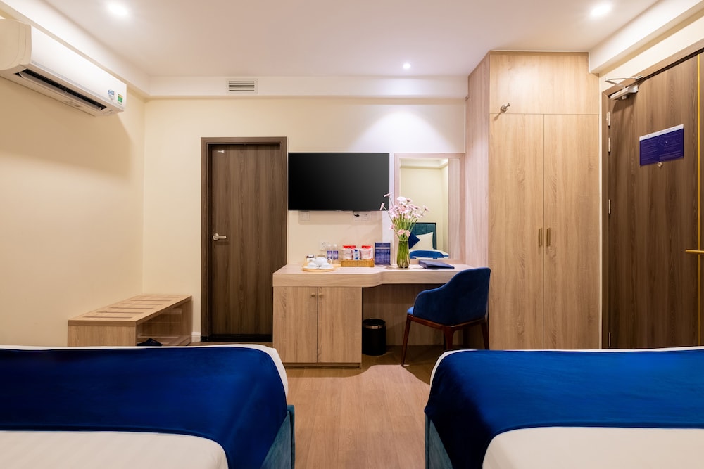 Basic Twin Room, Non Smoking photo 2
