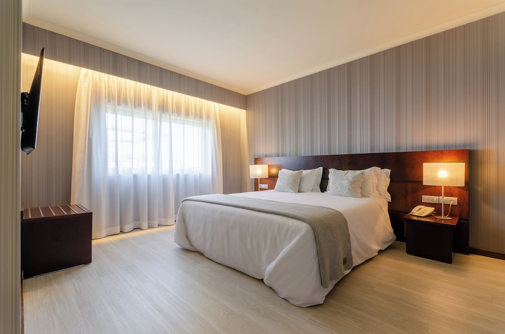 Available room