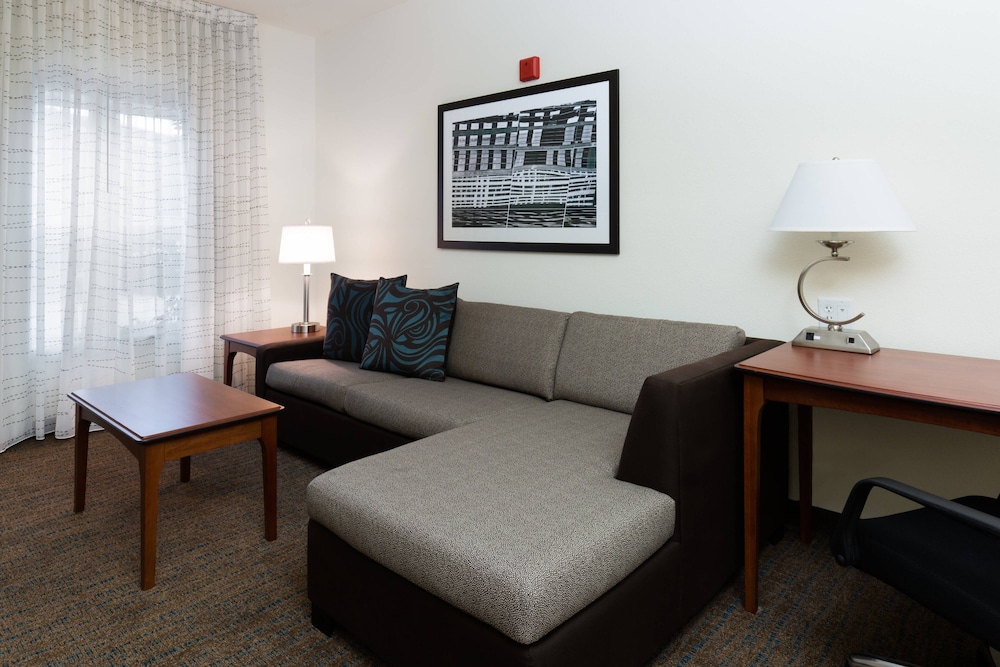 Suite, 2 Bedrooms (Hearing Accessible) photo 2
