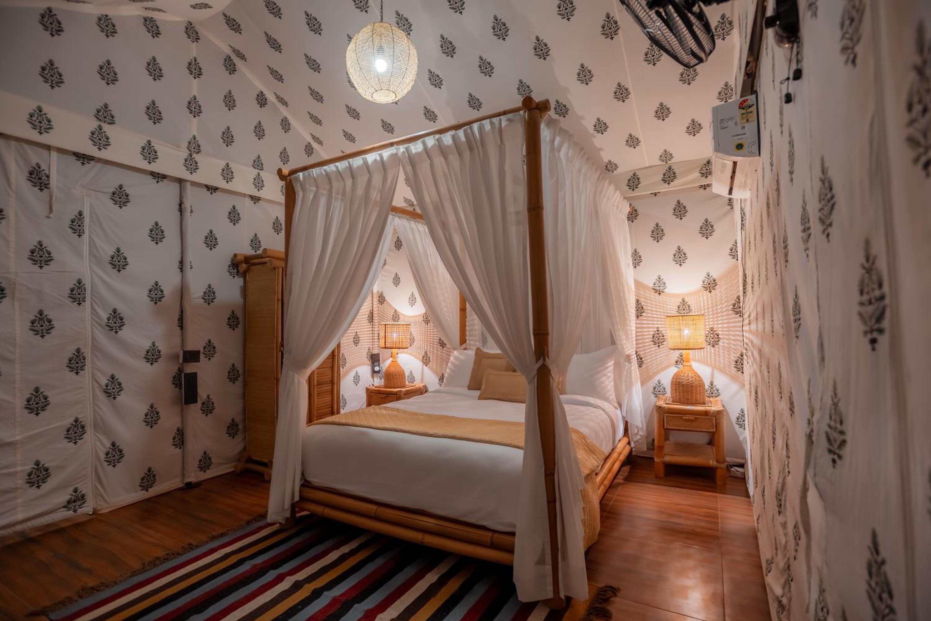 Tent
