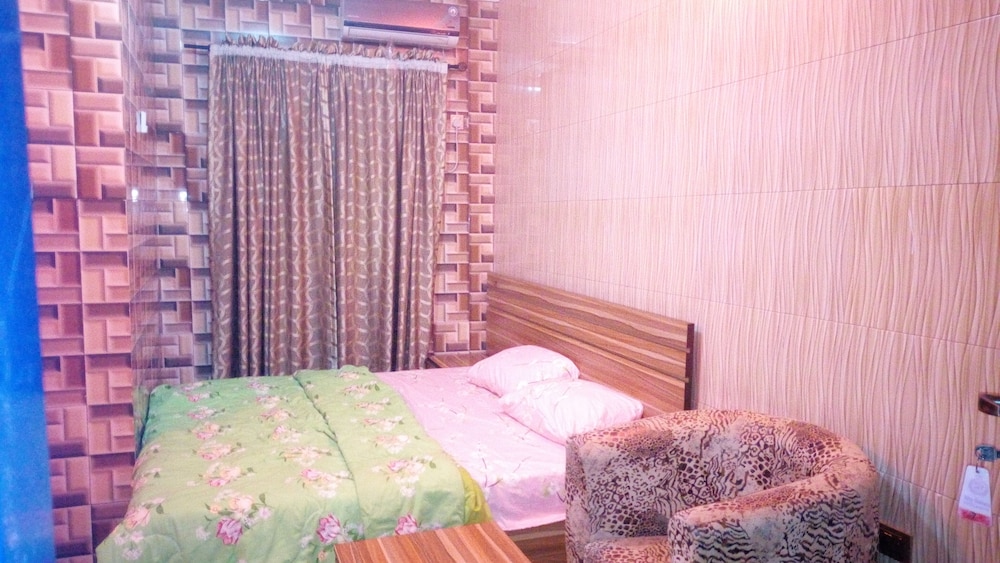 Executive Room photo 2