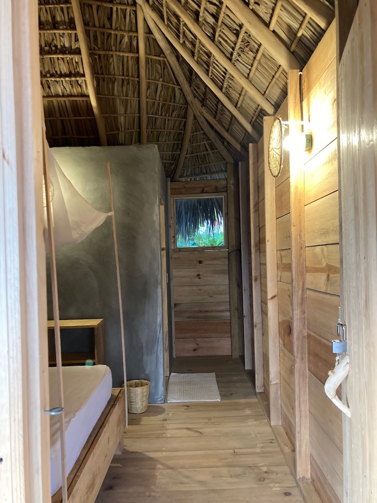 Basic Room, 1 Double Bed, Ocean View - Photo 6