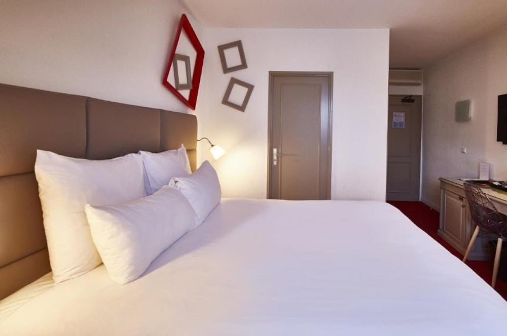 Comfort Room, 1 Double Bed, Non Smoking (Twin bed on request) - Photo 8