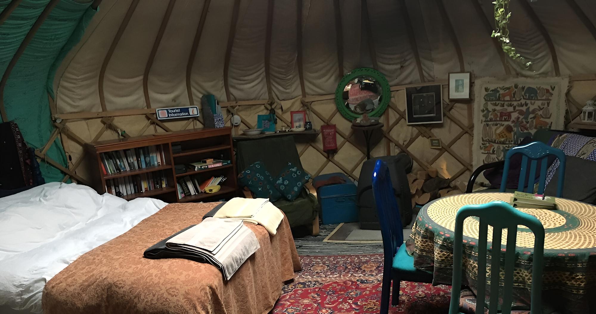 Yurt - Panoramic Hillside Valley View photo 3