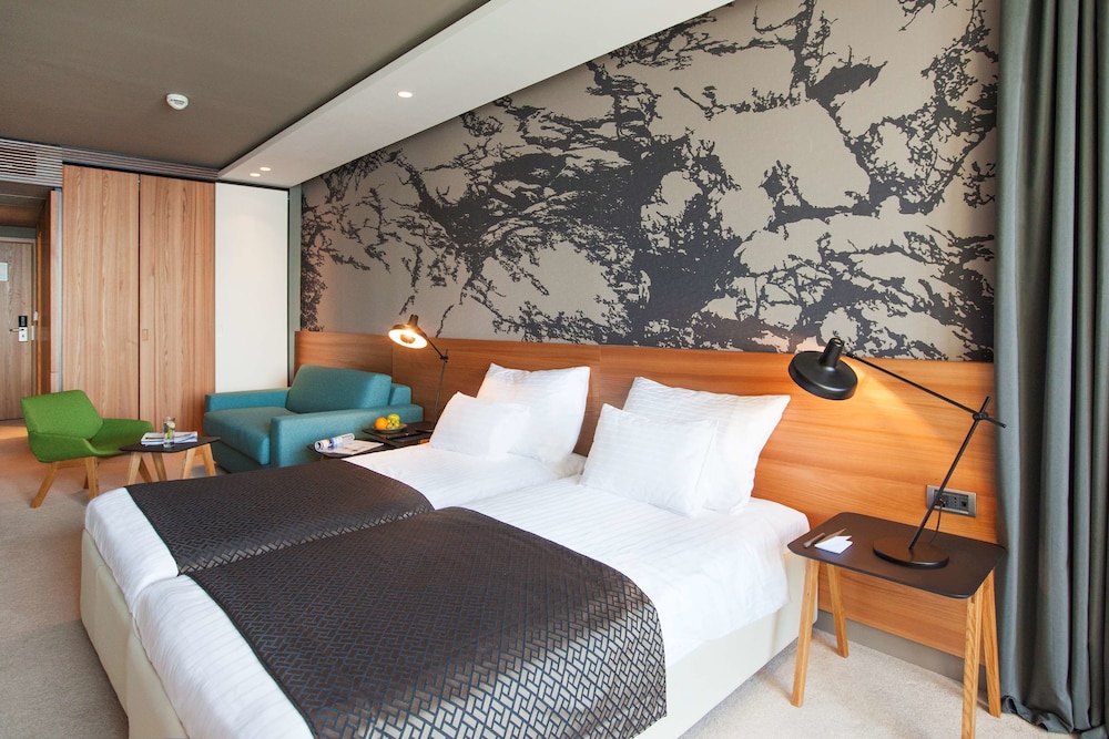 Deluxe Double or Twin Room, Balcony, Sea View