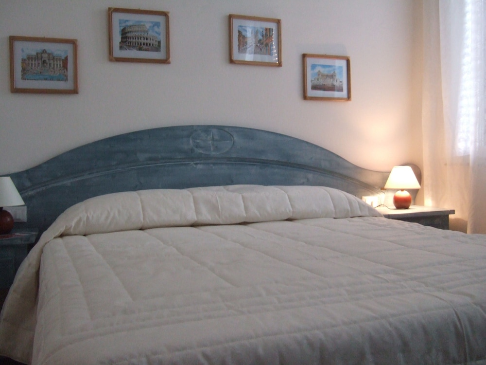 Double Or Twin Room photo 2