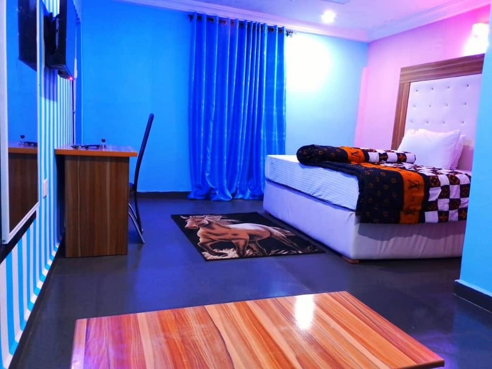 Superior Suite photo 1
