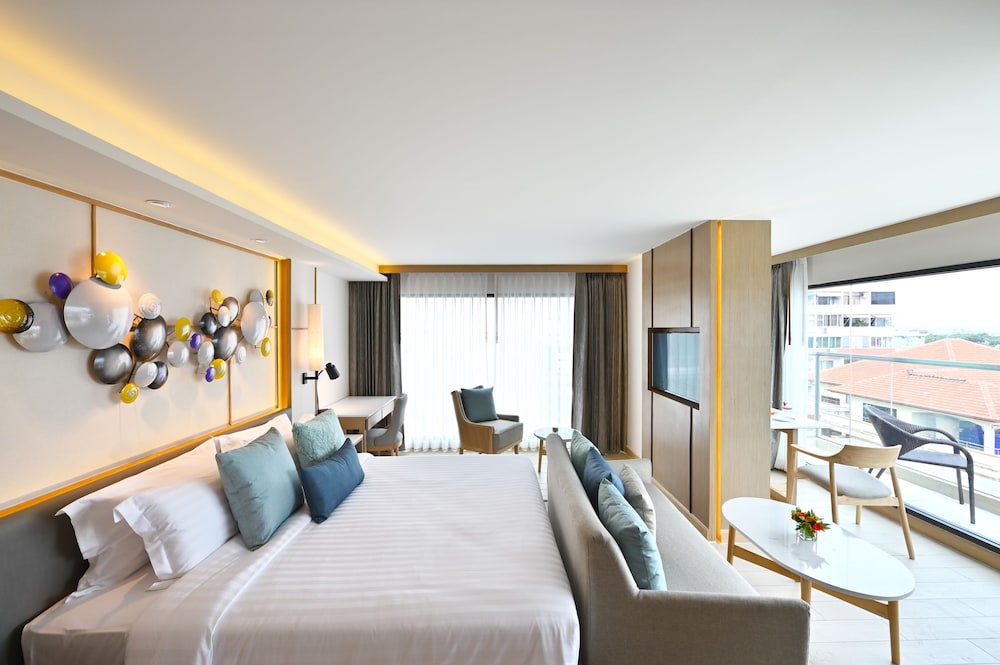 Royal Suite - Photo 2