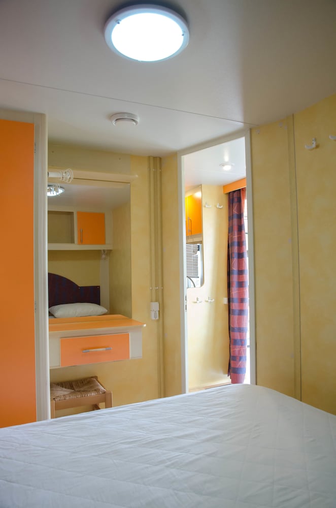 Apartment, Kitchen (4 pax) photo 2