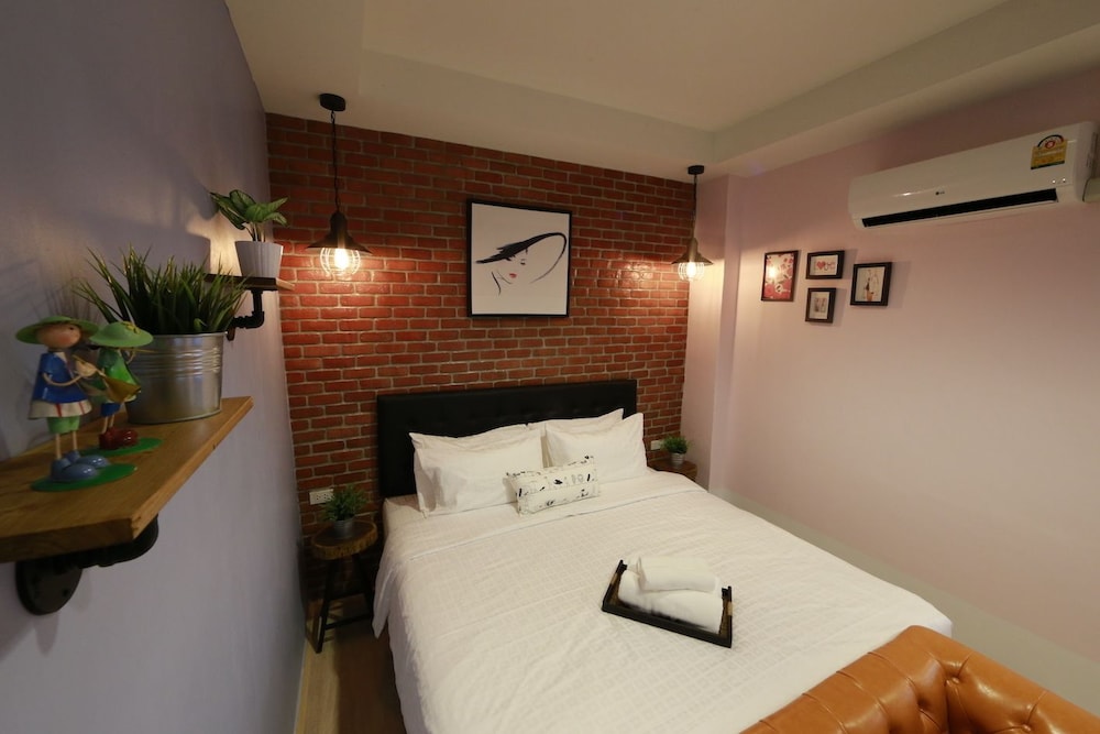 Deluxe Double or Twin Room photo 2