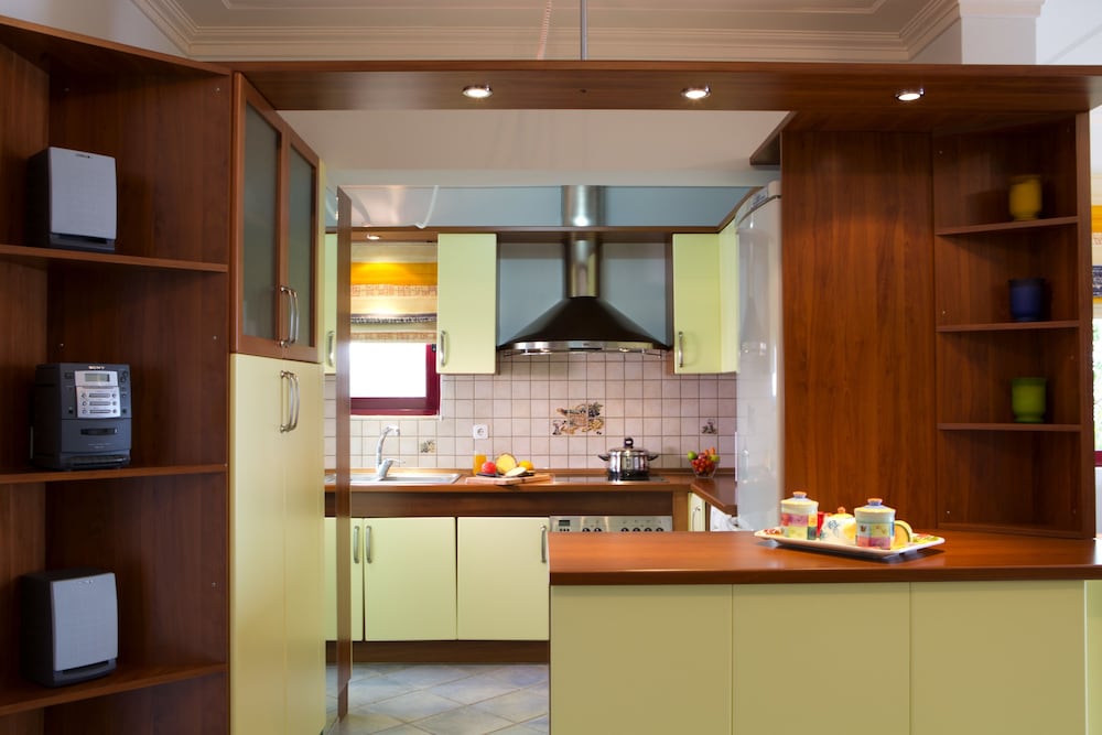 Villa photo 2