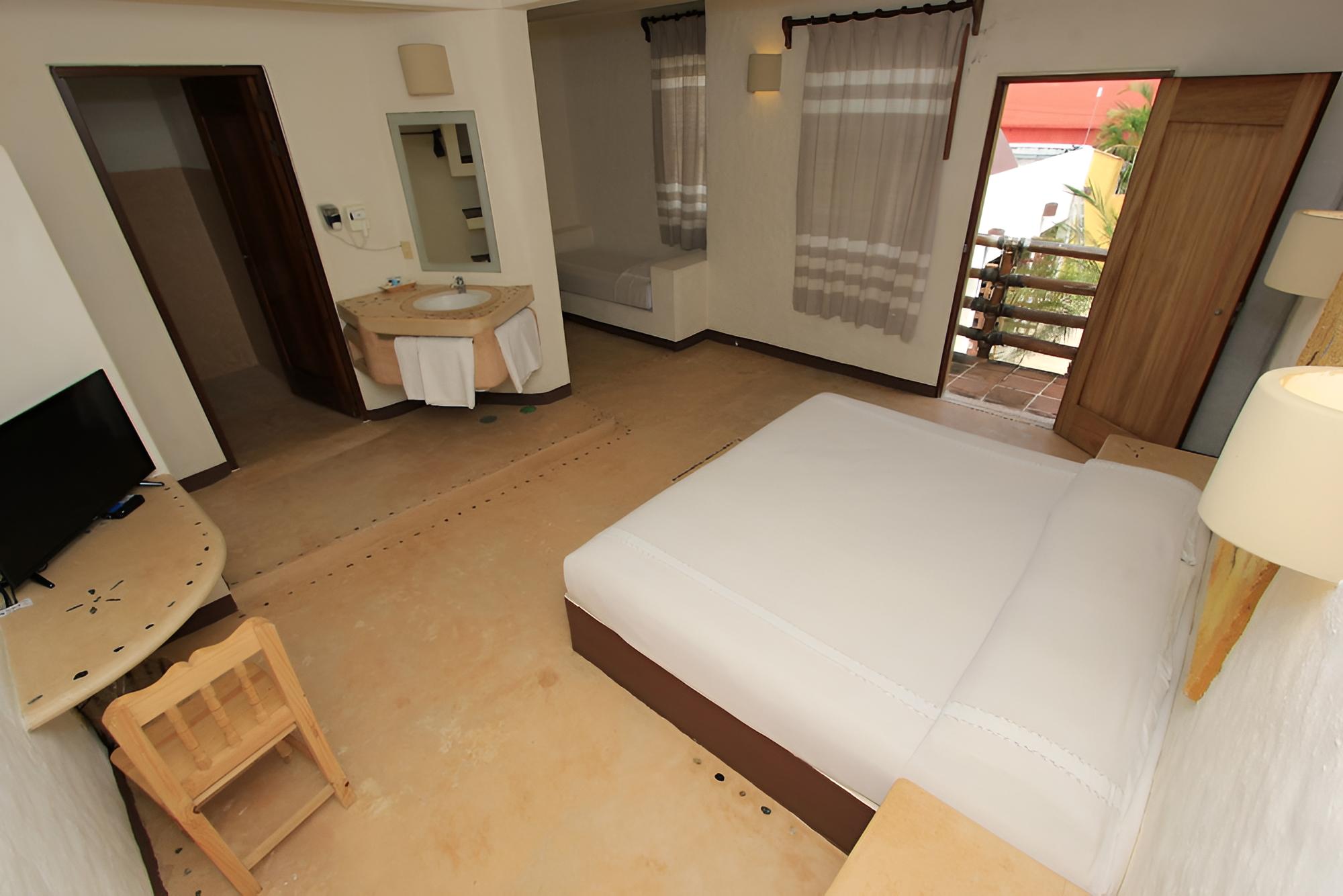 Room, Balcony (Extra Large) photo 2