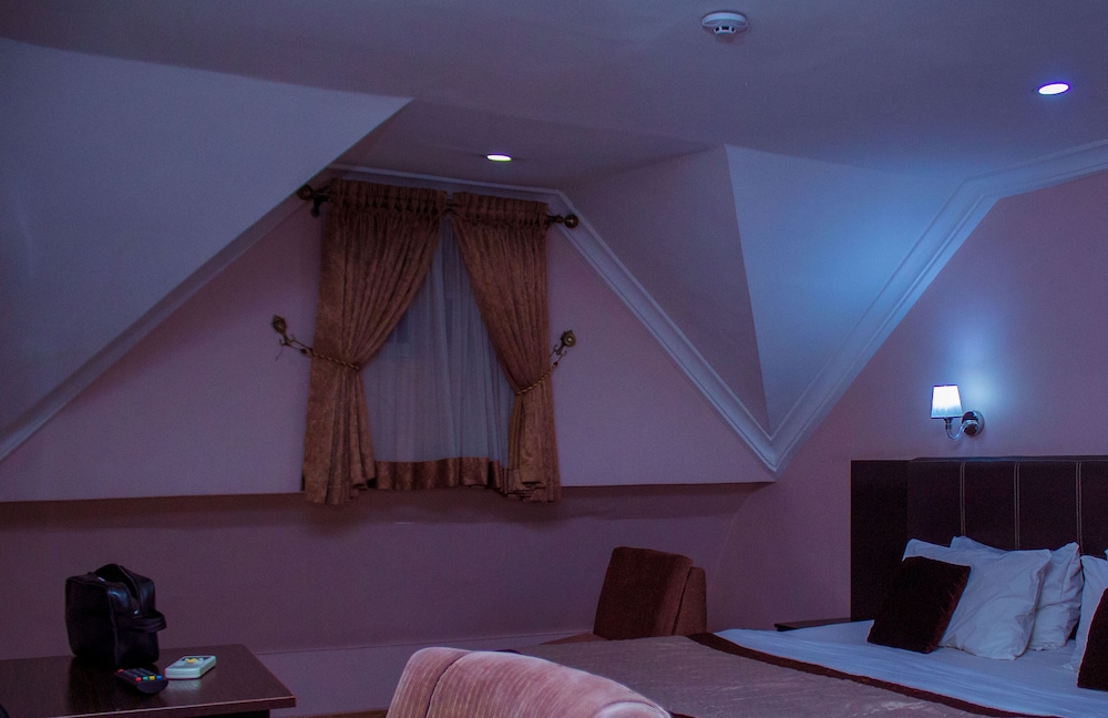 Standard Room photo 1