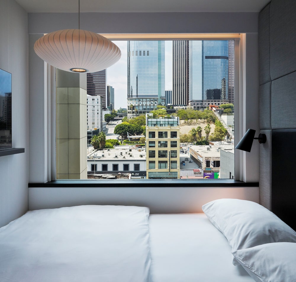 Room, 1 King Bed, City View