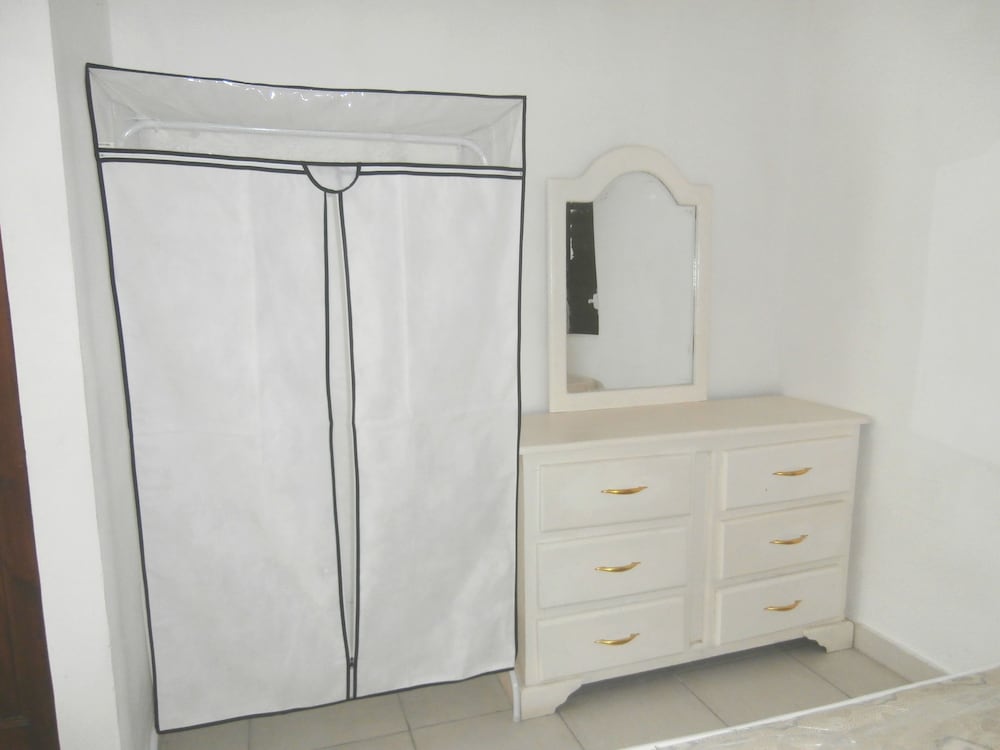 Apartment, 3 Bedrooms, 2 Bathrooms photo 1