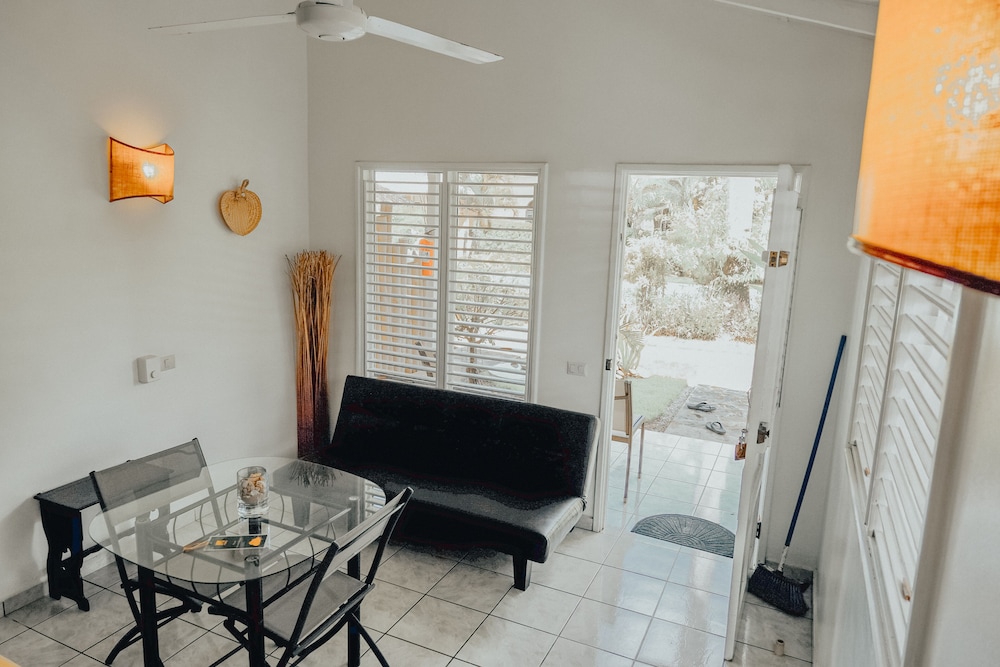 Bungalow, Kitchenette, Pool View photo 3
