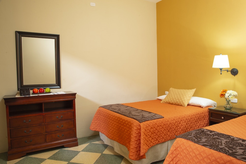 Double Room, Shared Bathroom photo 2