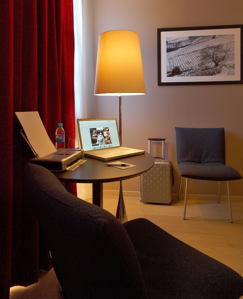 Privilege, Room, 1 Double Bed - Photo 5