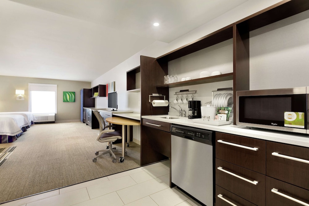 Studio, 2 Queen Beds, Accessible, Non Smoking