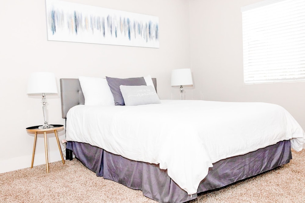 Apartment photo 2