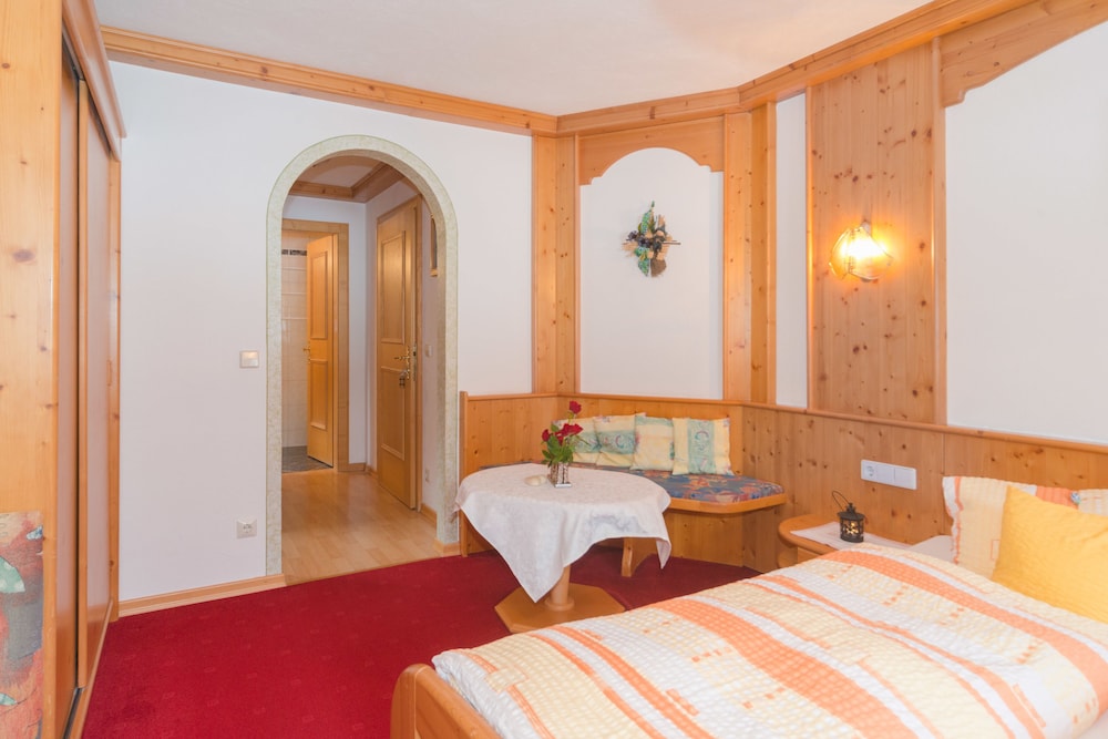 Double Room (Scheichenspitz )