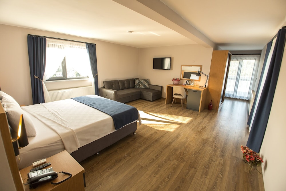 Studio Suite photo 1