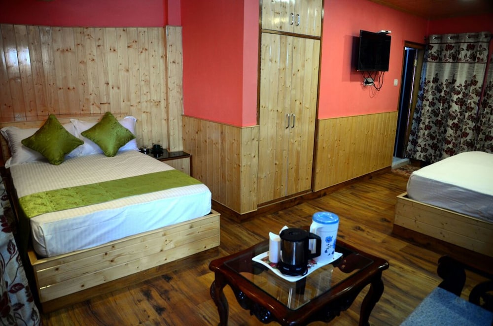 Triple Room With Mountain View photo 2