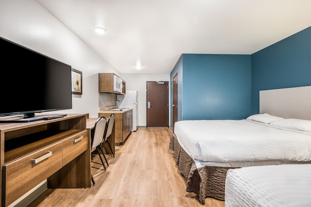 Suite, 2 Queen Beds, Non Smoking photo 1