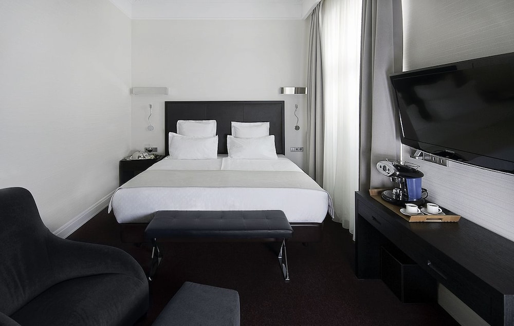 Deluxe Double Room photo 2