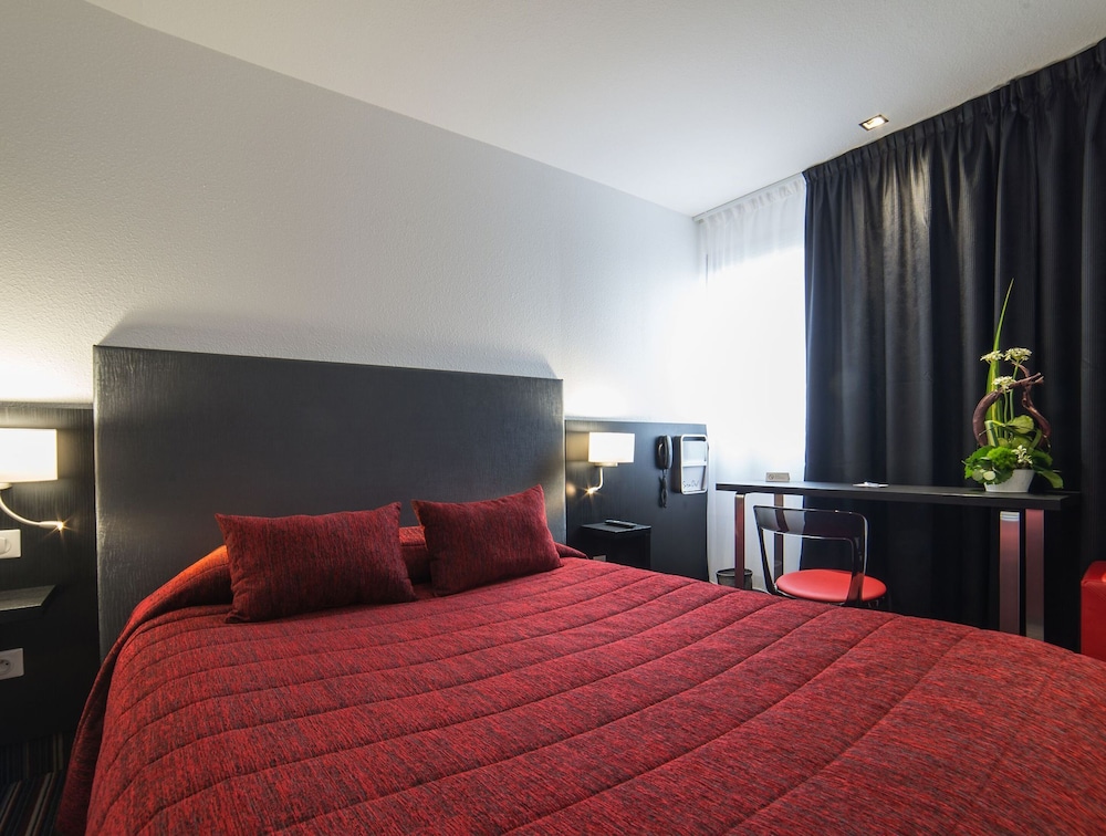 Standard Double or Twin Room - Photo 4