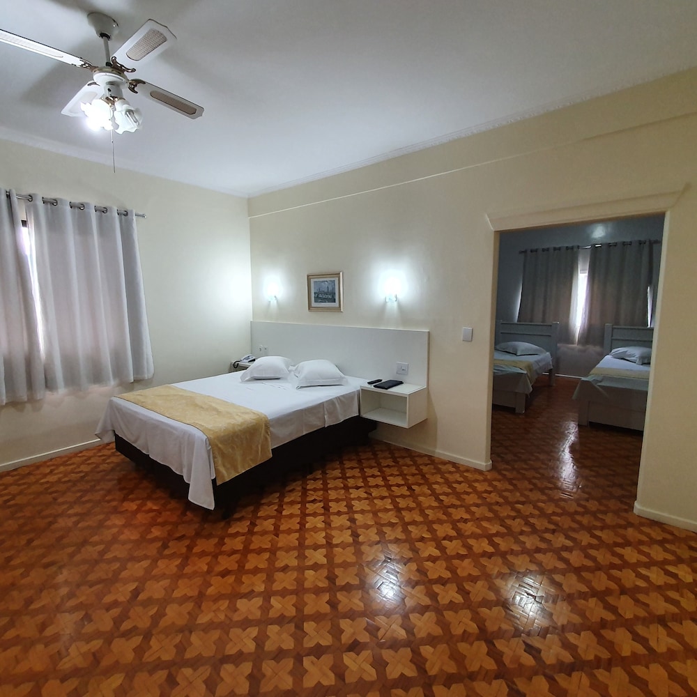 Deluxe Suite photo 1