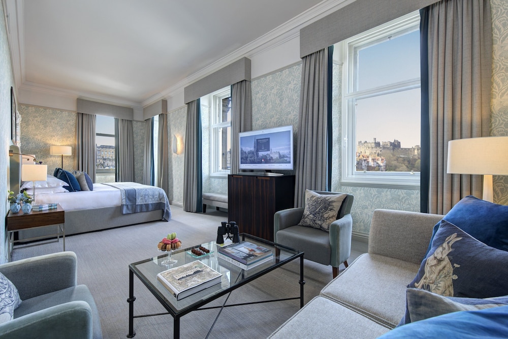 Junior Suite (Castle View) - Photo 1